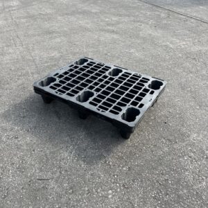 plastic half euro pallet